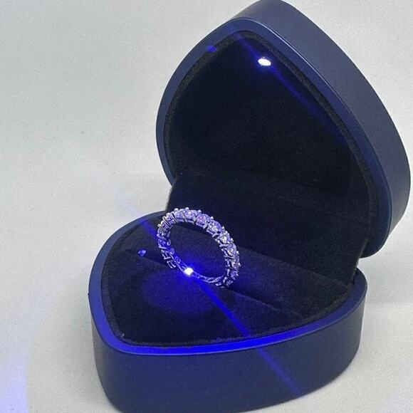 Moissanite Diamond Eternity Wedding Ring Anniversary Band Brilliant GRA Size 8 - Picture 9 of 11